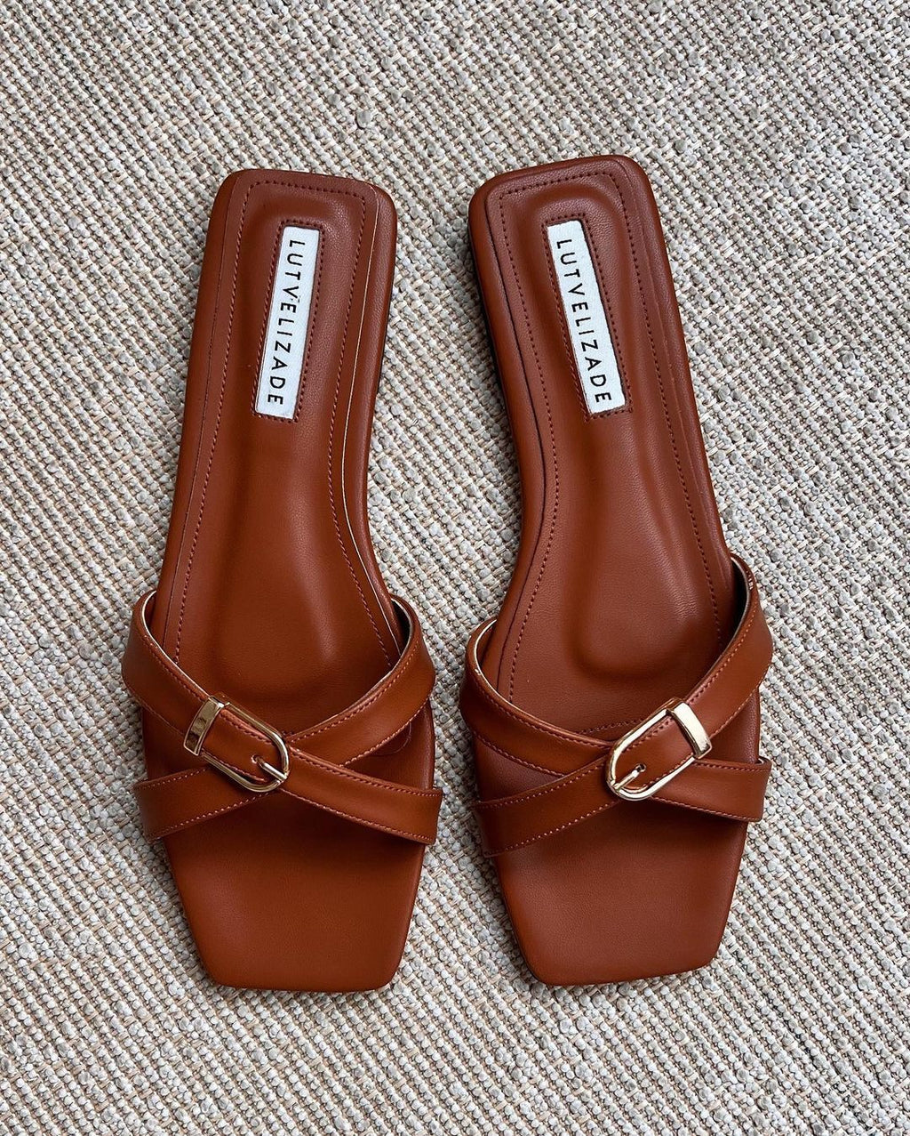 belt buckle cross sandals